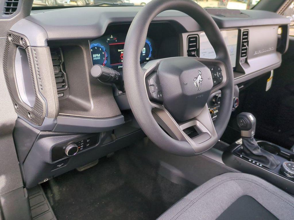 new 2025 Ford Bronco car, priced at $48,910