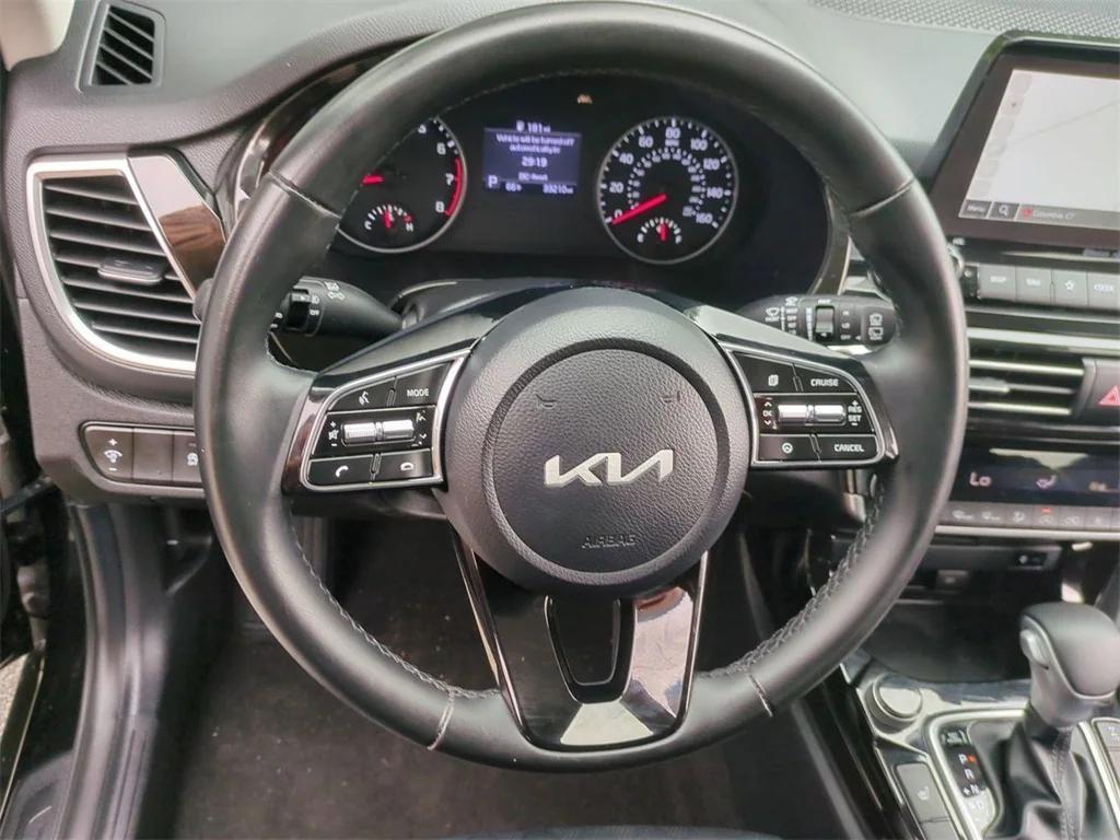 used 2023 Kia Seltos car, priced at $22,980