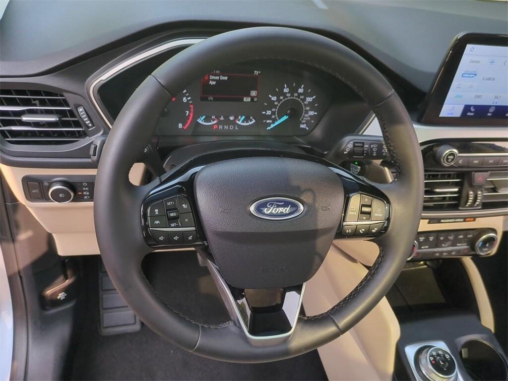 used 2022 Ford Escape car, priced at $19,998
