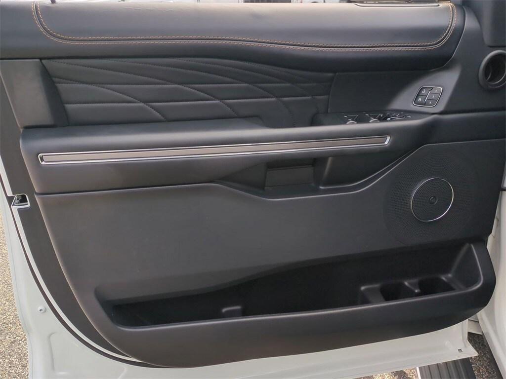 used 2023 Ford Expedition car, priced at $62,873