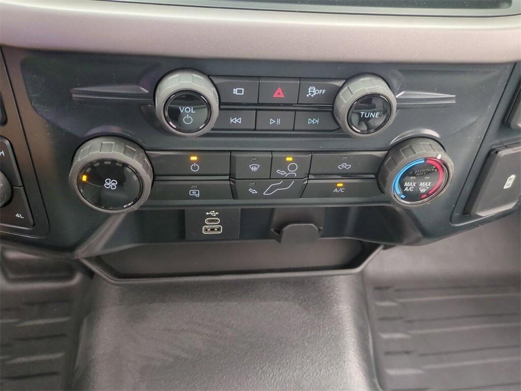 new 2025 Ford F-150 car, priced at $44,500