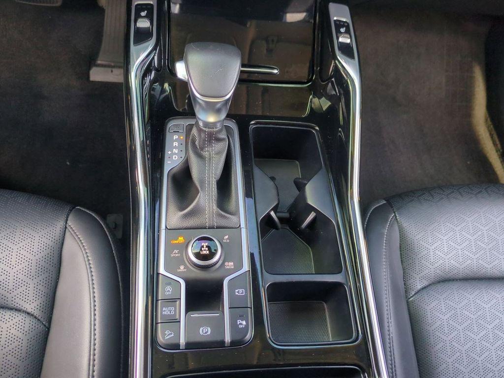 used 2023 Kia Sorento car, priced at $31,057