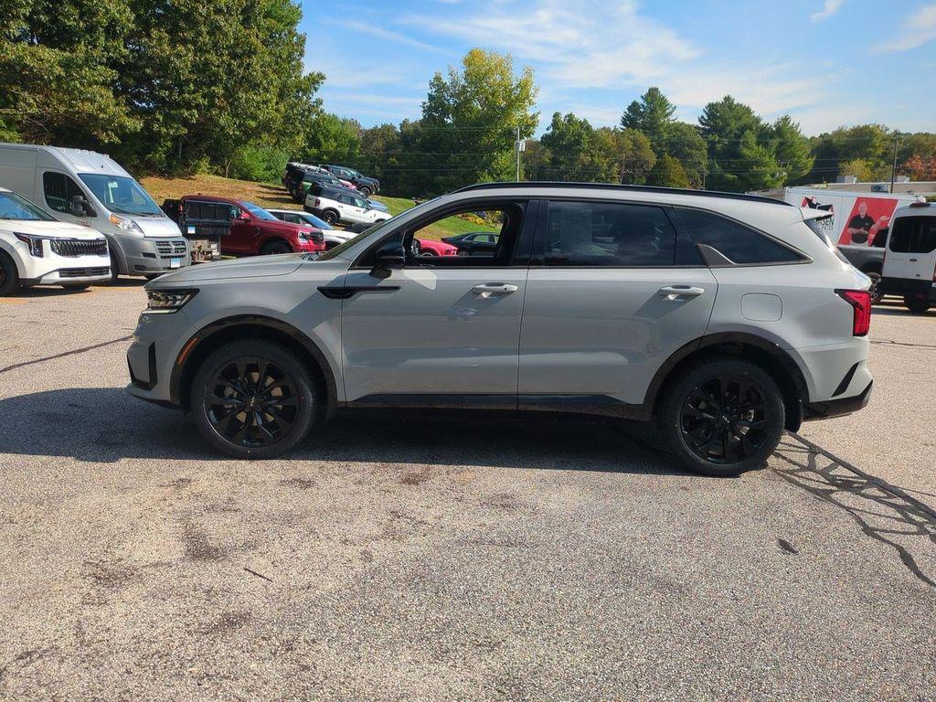 used 2023 Kia Sorento car, priced at $31,057