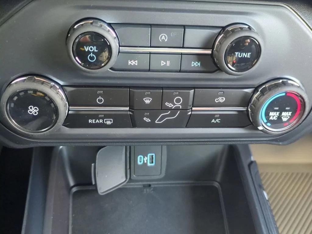 new 2025 Ford Bronco car, priced at $49,900