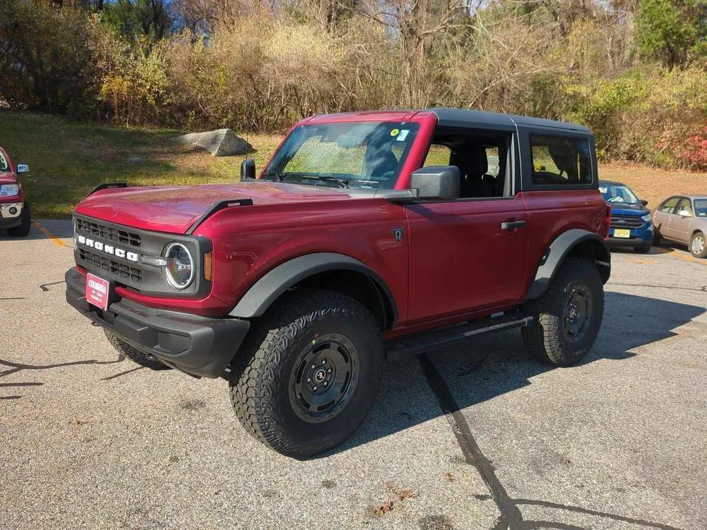 new 2025 Ford Bronco car, priced at $49,900