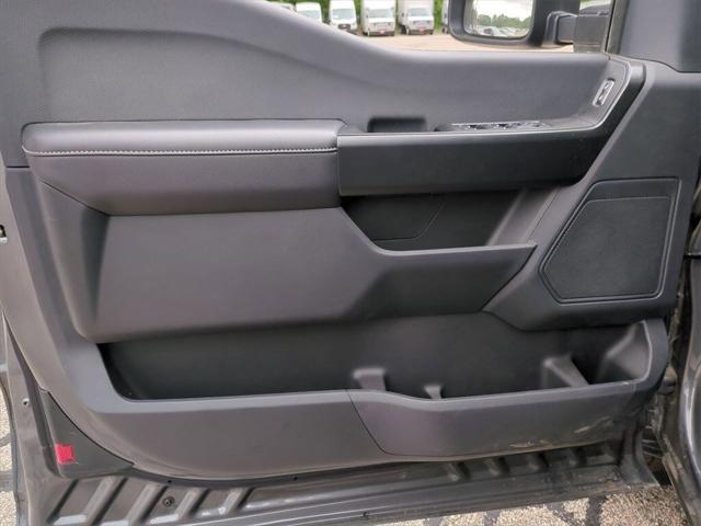 new 2025 Ford F-150 car, priced at $50,566