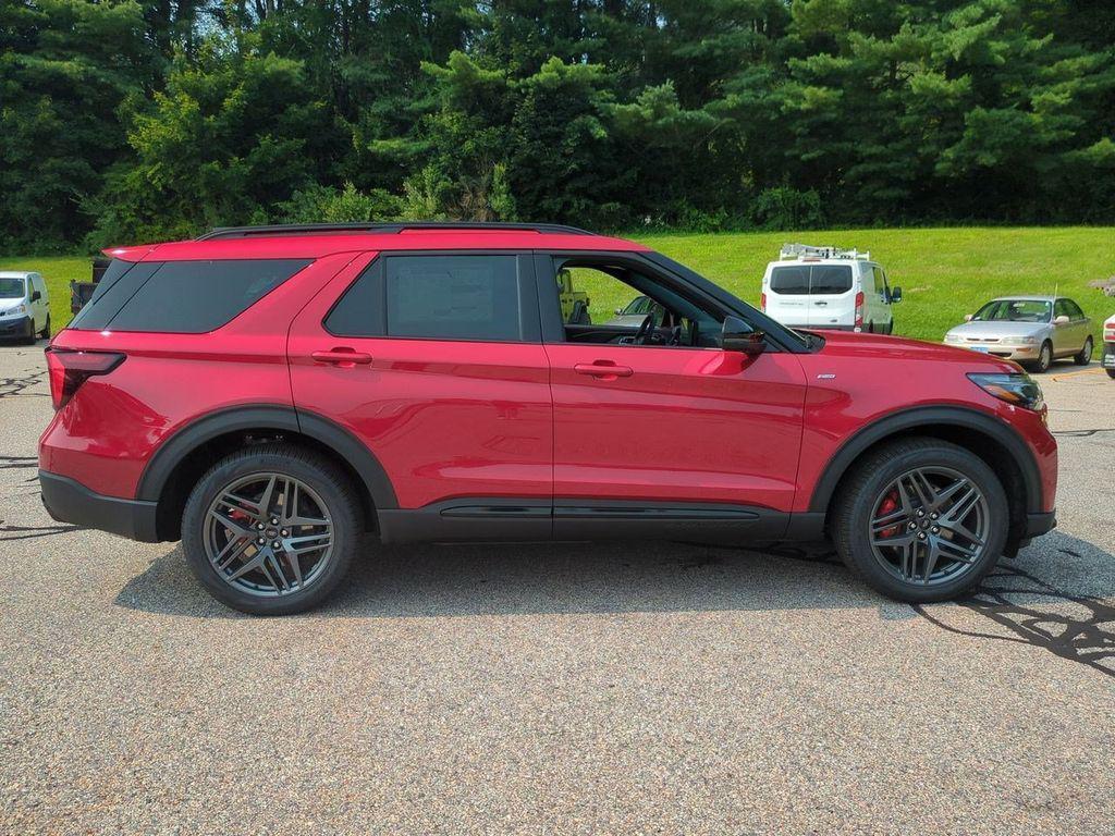 new 2025 Ford Explorer car, priced at $51,225