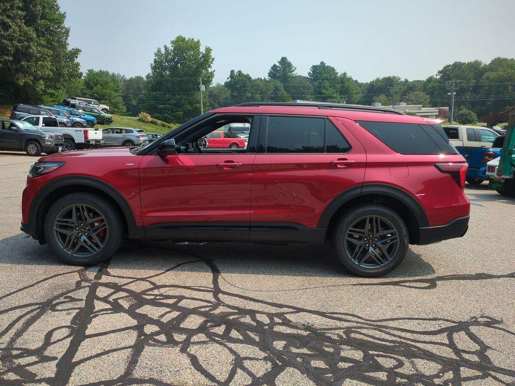 new 2025 Ford Explorer car, priced at $51,225