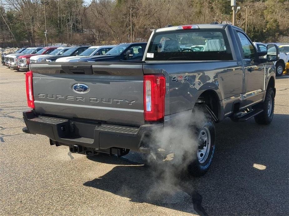 new 2024 Ford F-350 car, priced at $51,000