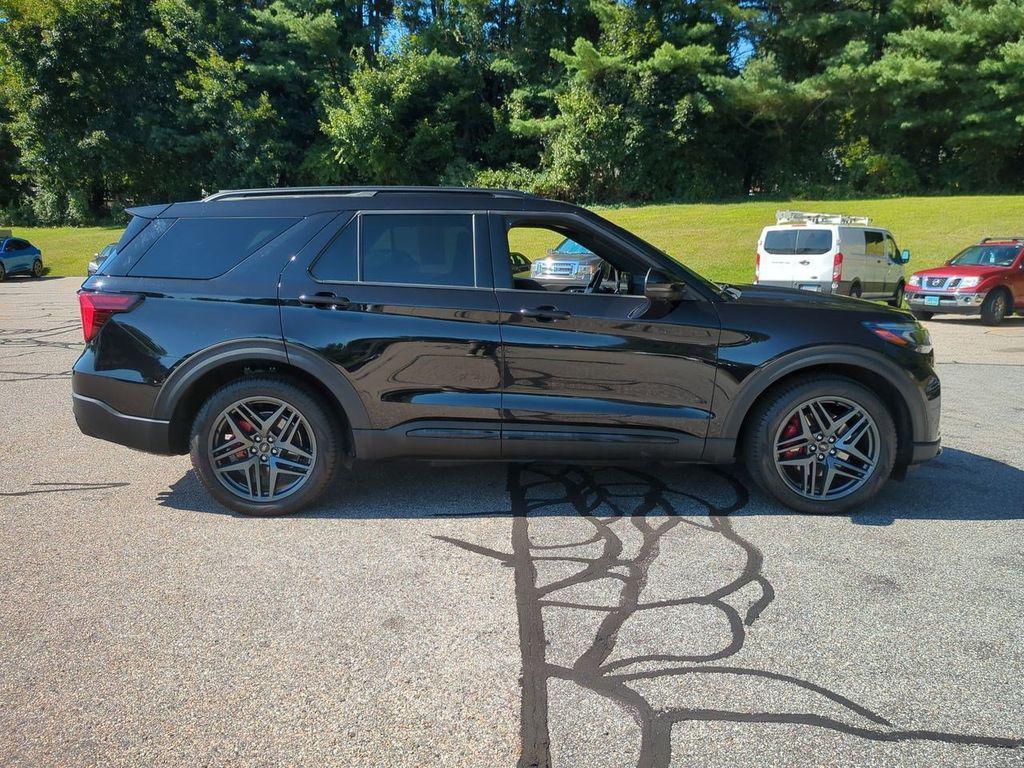 used 2025 Ford Explorer car, priced at $53,652