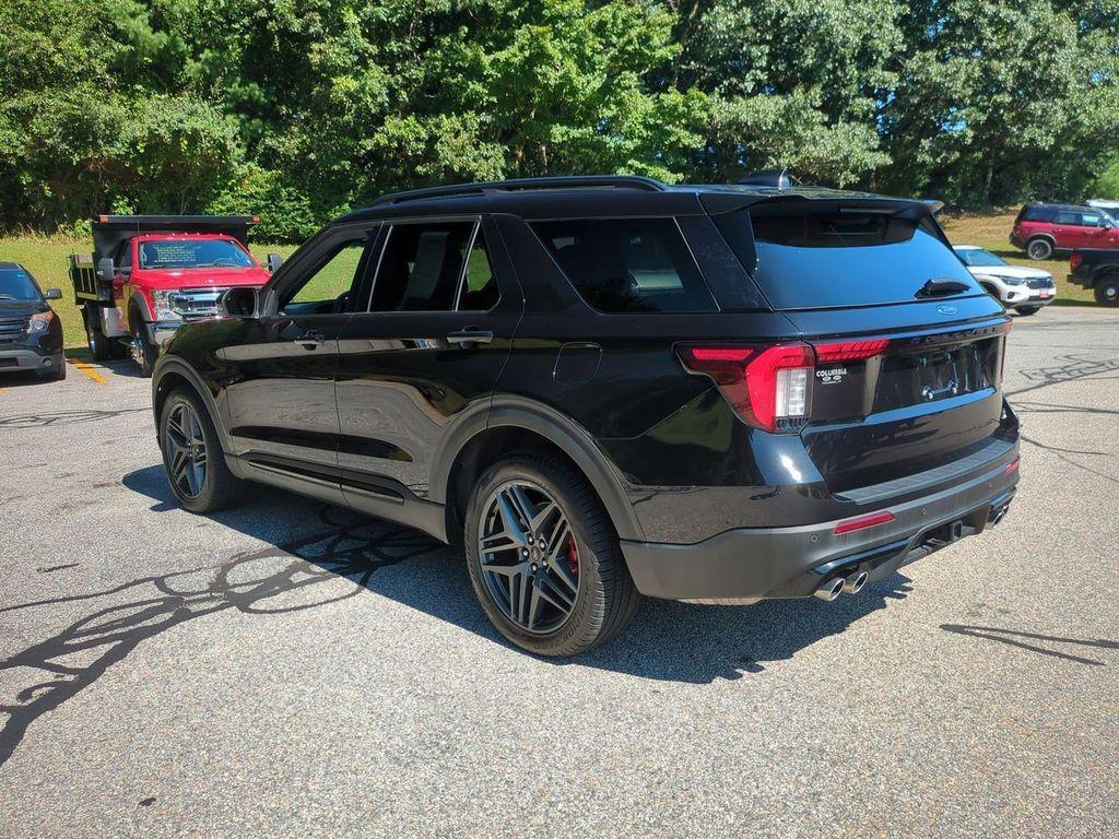 used 2025 Ford Explorer car, priced at $53,652