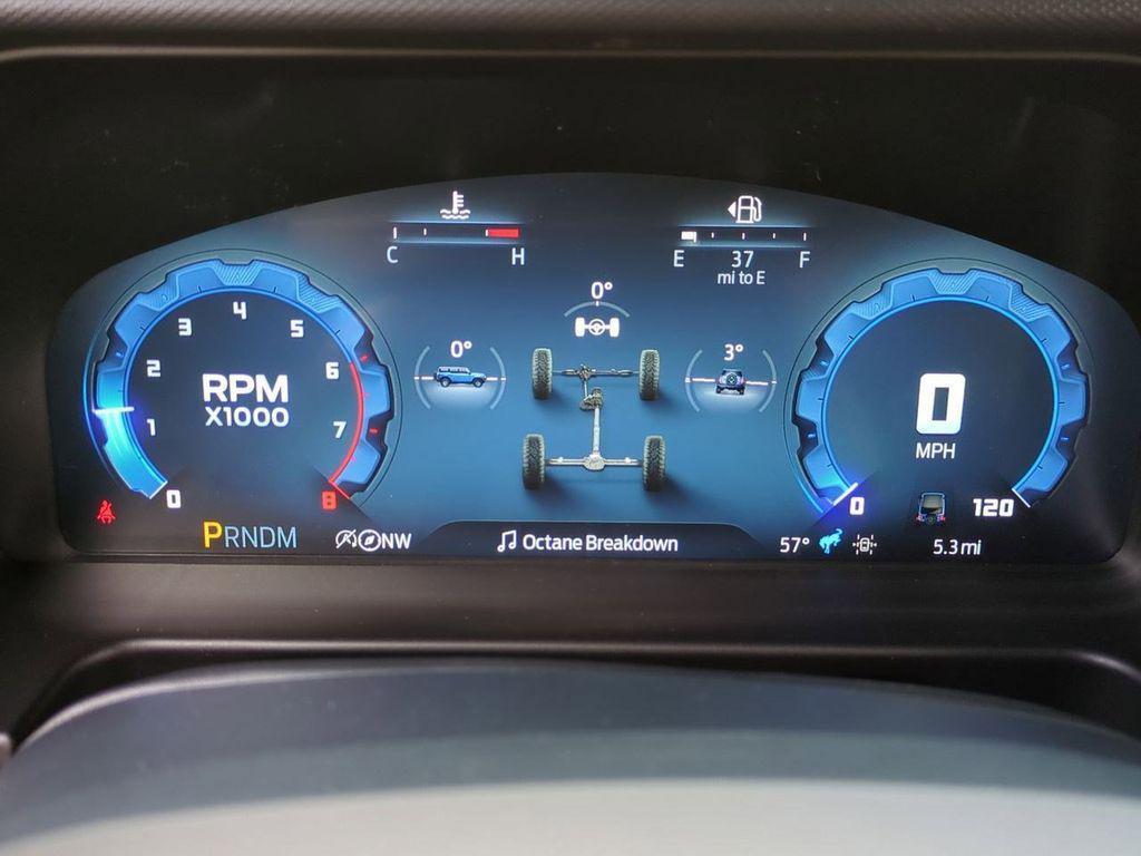 new 2025 Ford Bronco car, priced at $60,585