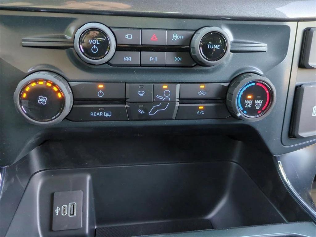 new 2025 Ford F-150 car, priced at $53,400