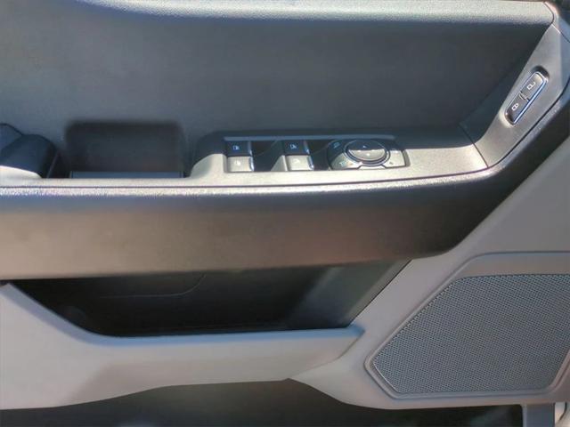 new 2025 Ford F-250 car, priced at $65,320