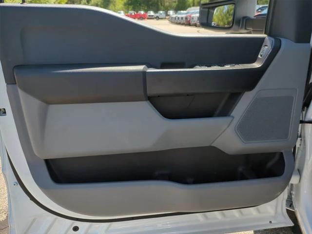 new 2025 Ford F-250 car, priced at $65,320