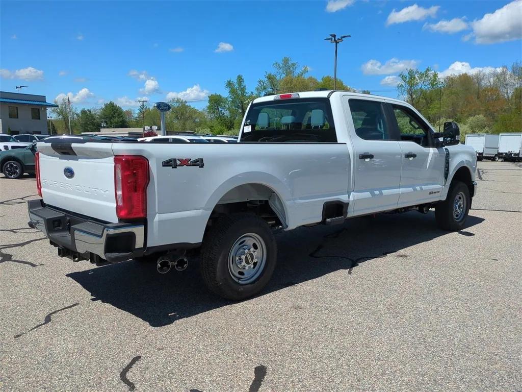 new 2025 Ford F-250 car, priced at $65,320