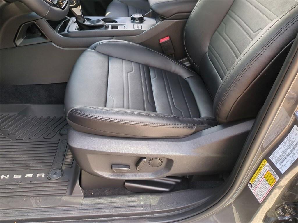 new 2025 Ford Ranger car, priced at $50,580