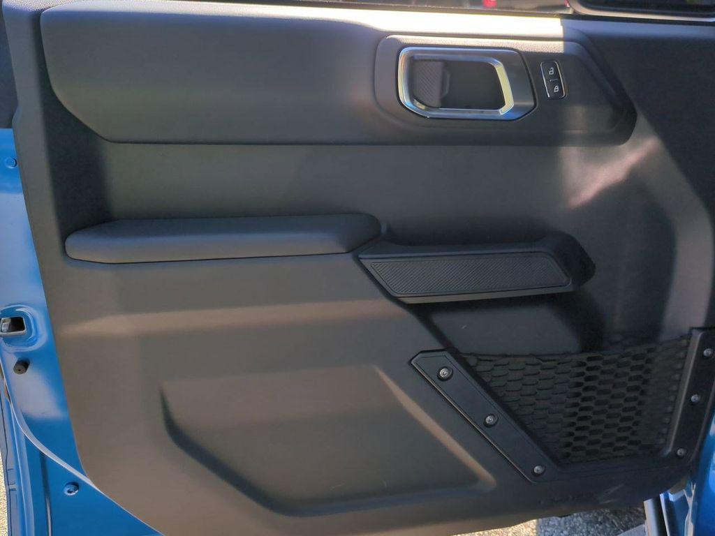 new 2025 Ford Bronco car, priced at $59,850