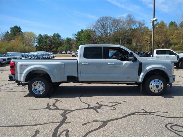 new 2025 Ford F-450 car, priced at $114,590