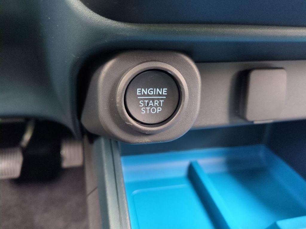 new 2025 Ford Maverick car, priced at $33,140