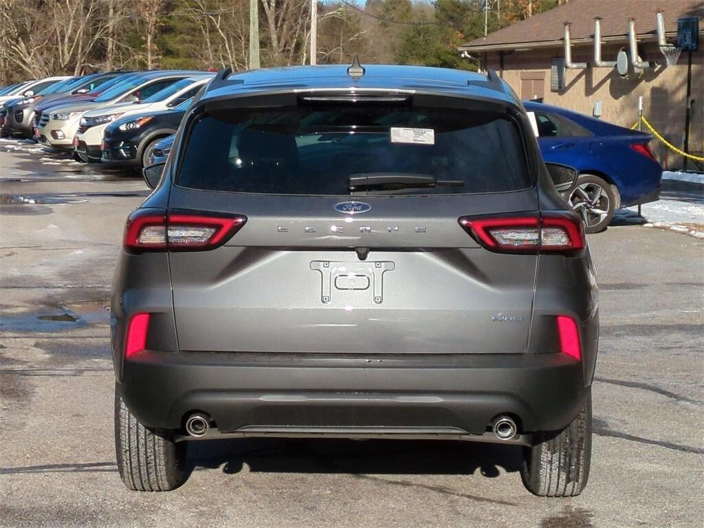 new 2025 Ford Escape car, priced at $31,500