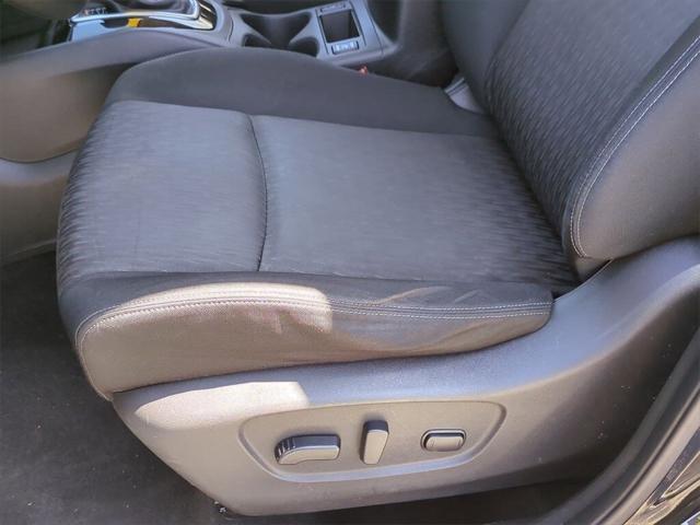 used 2020 Nissan Rogue car, priced at $15,477