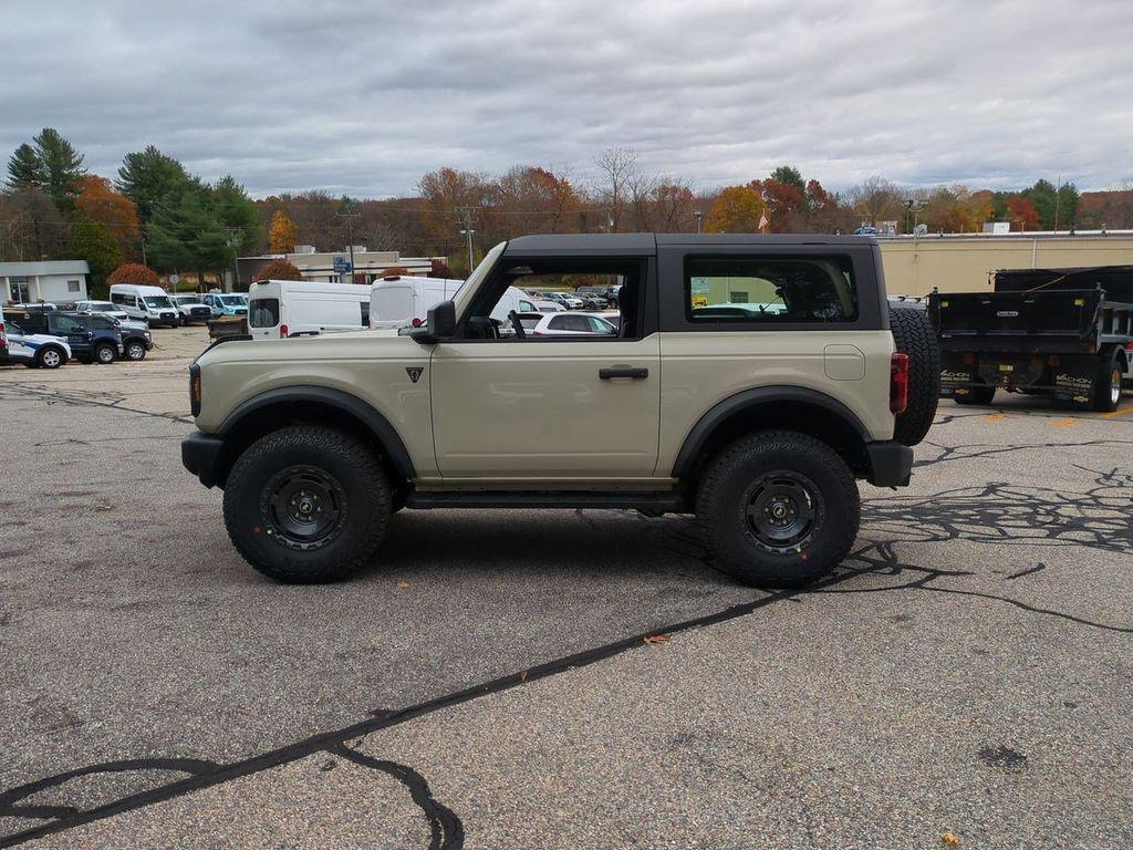 new 2025 Ford Bronco car, priced at $50,450