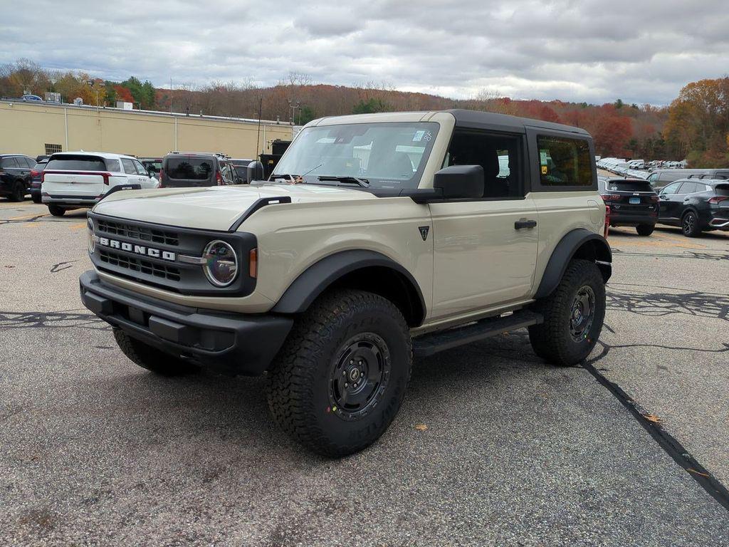 new 2025 Ford Bronco car, priced at $50,450