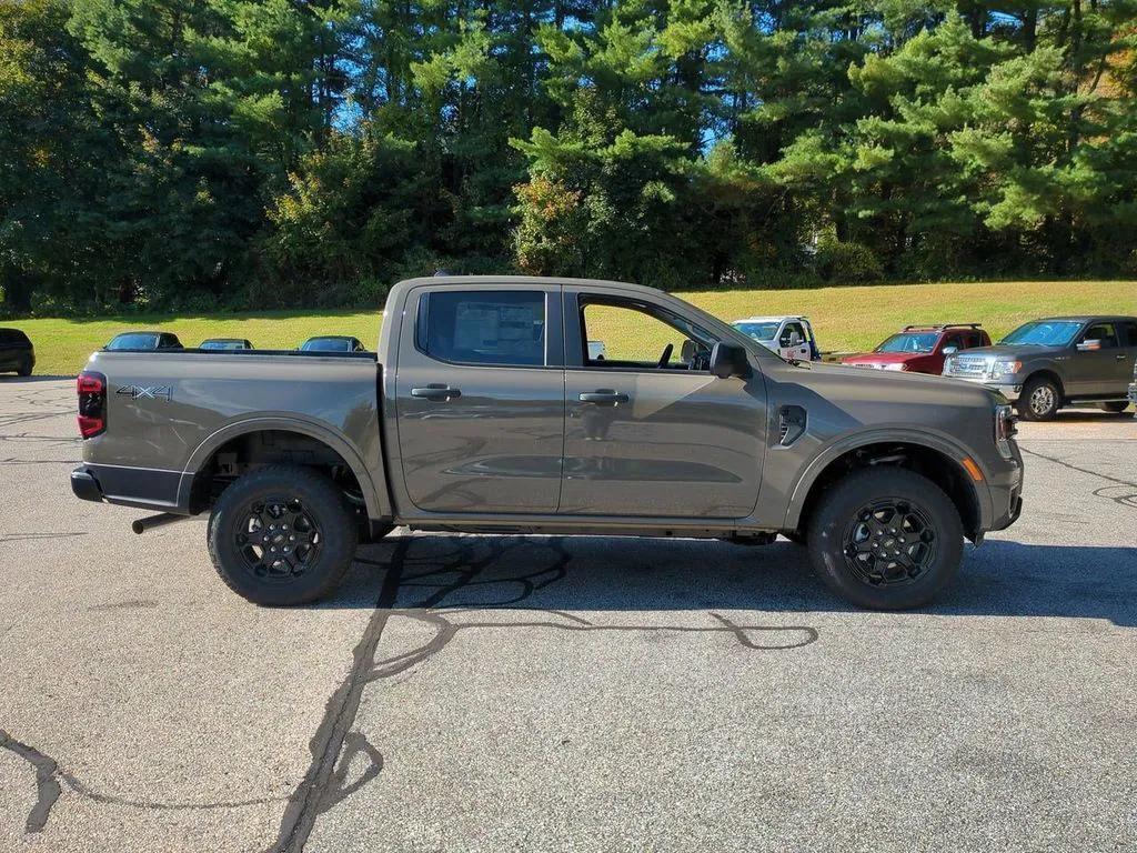 new 2025 Ford Ranger car, priced at $40,195