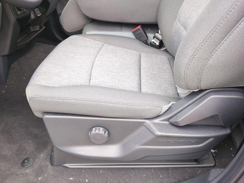 new 2025 Ford F-350 car, priced at $53,925