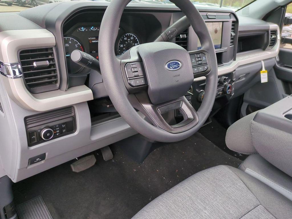 new 2025 Ford F-350 car, priced at $53,925