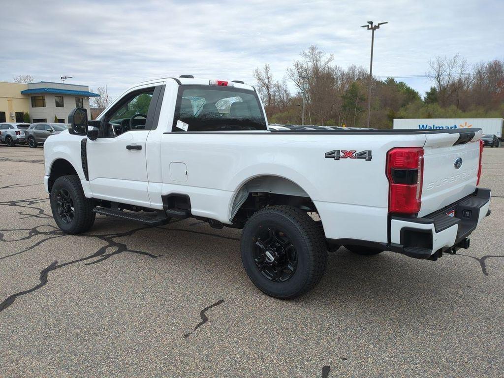 new 2025 Ford F-350 car, priced at $53,925