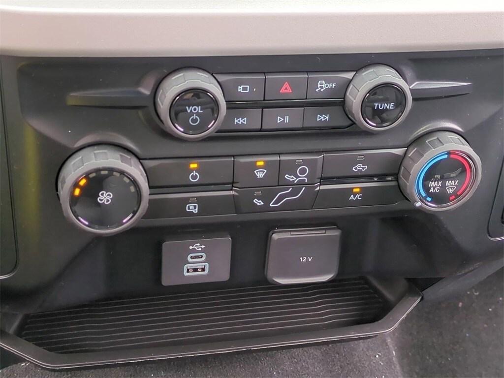 new 2025 Ford F-350 car, priced at $58,925