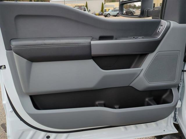 new 2025 Ford F-350 car, priced at $58,925