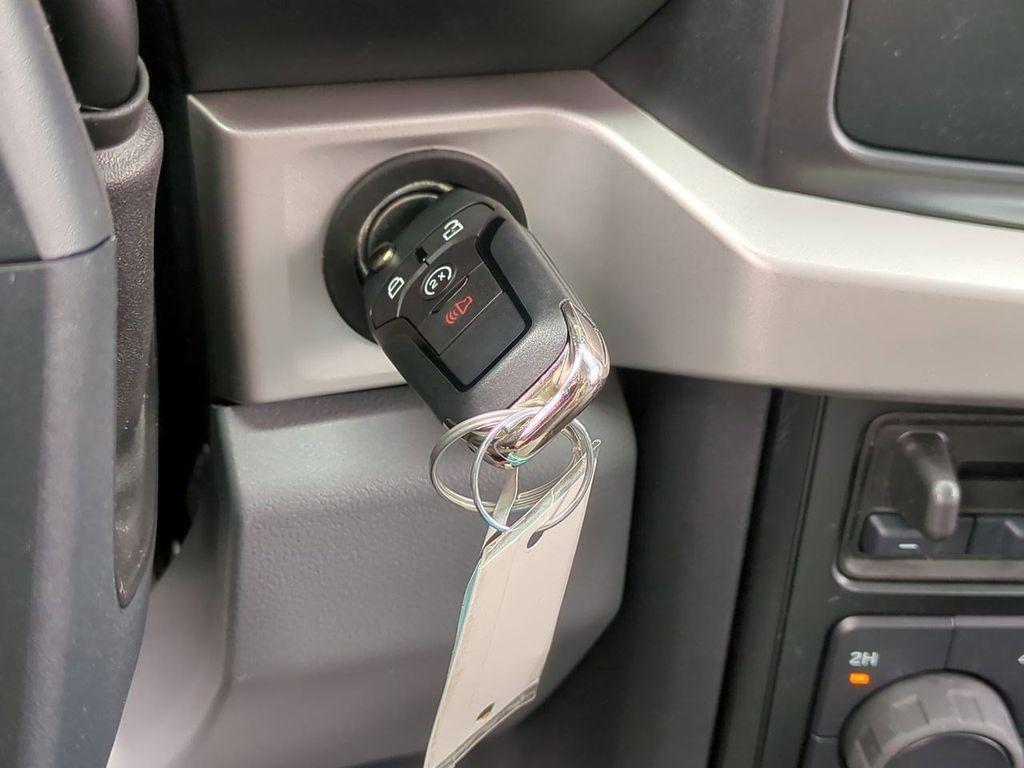 new 2025 Ford F-350 car, priced at $53,925