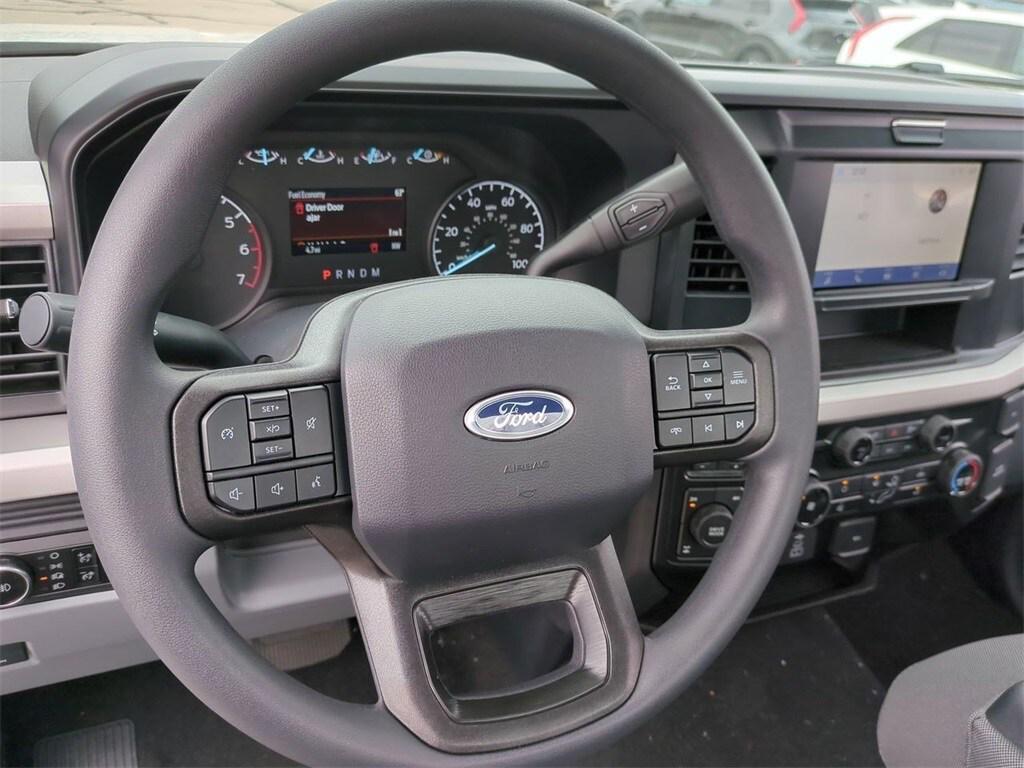 new 2025 Ford F-350 car, priced at $58,925