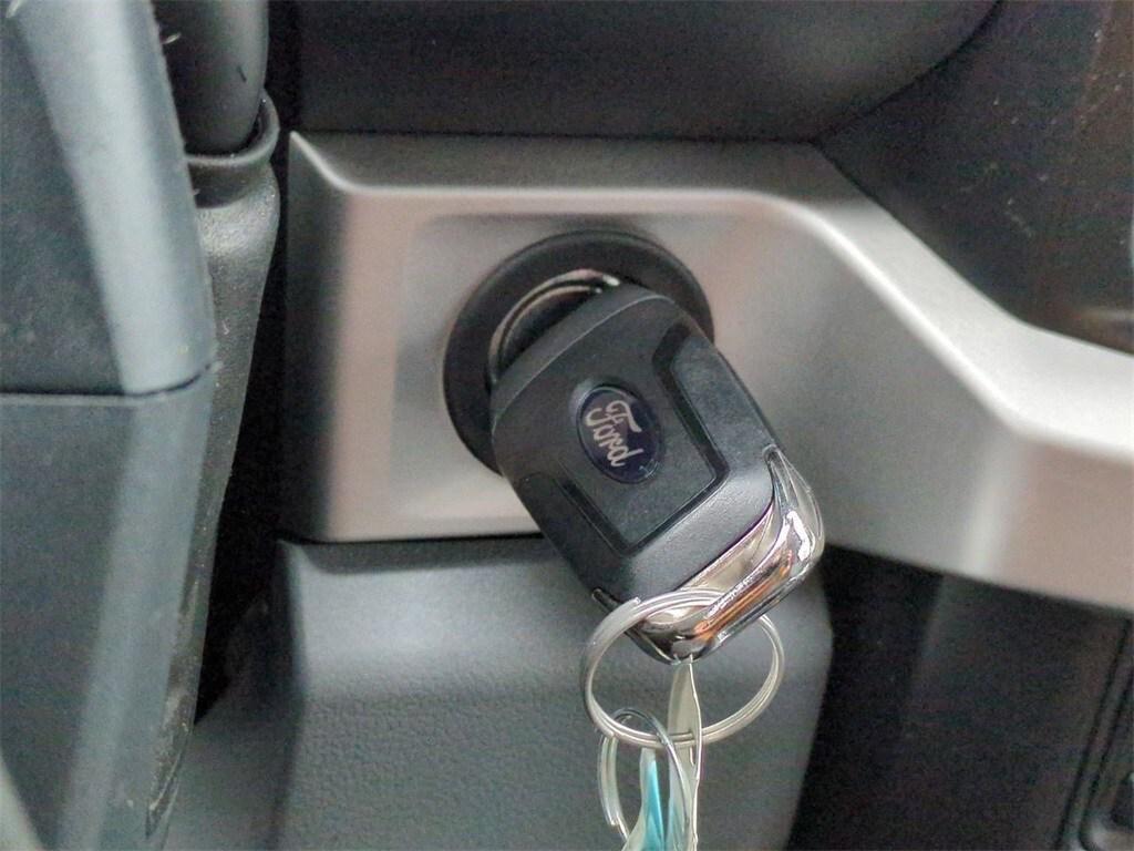 new 2025 Ford F-350 car, priced at $73,070