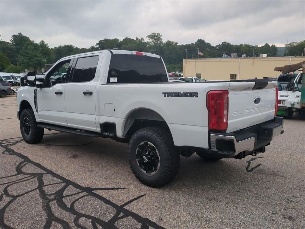 new 2025 Ford F-350 car, priced at $65,930