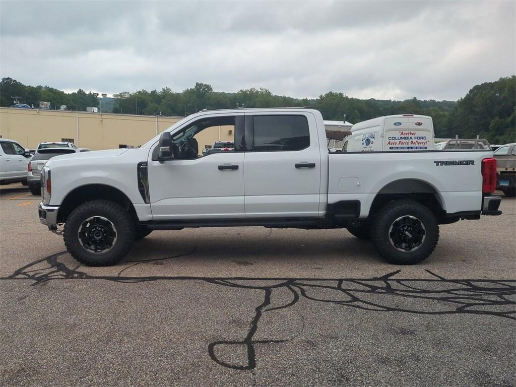 new 2025 Ford F-350 car, priced at $65,930