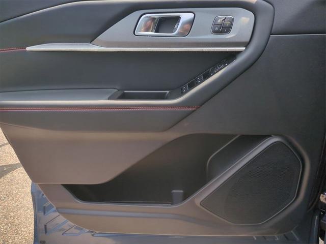 new 2025 Ford Explorer car, priced at $49,927