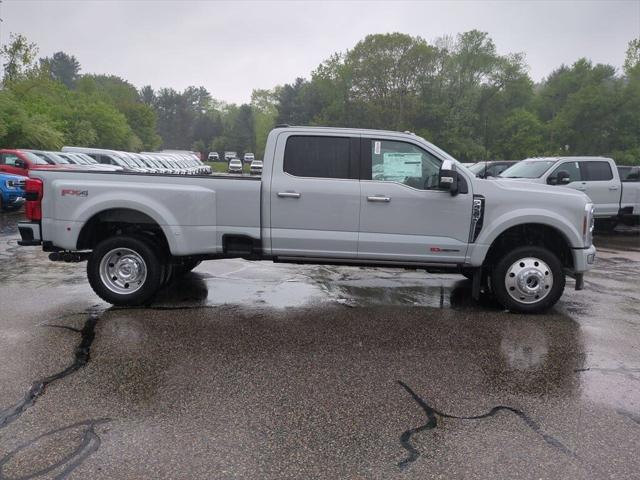 new 2025 Ford F-450 car, priced at $118,190