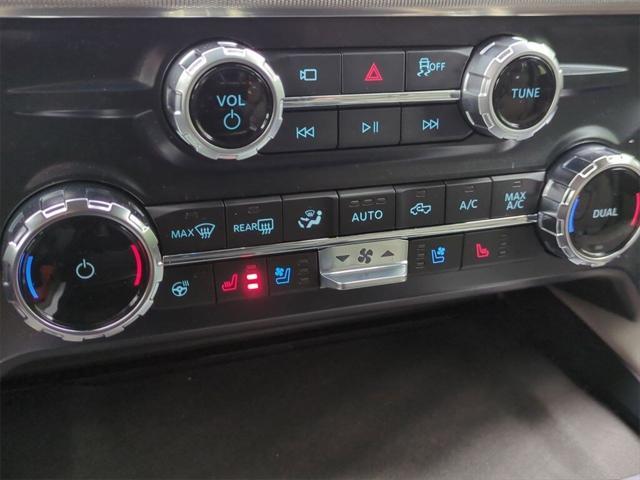 new 2025 Ford F-450 car, priced at $118,190