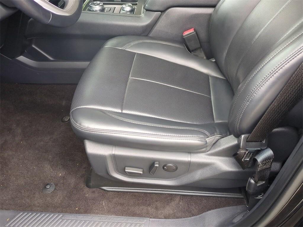 used 2022 Ford Expedition car, priced at $50,840