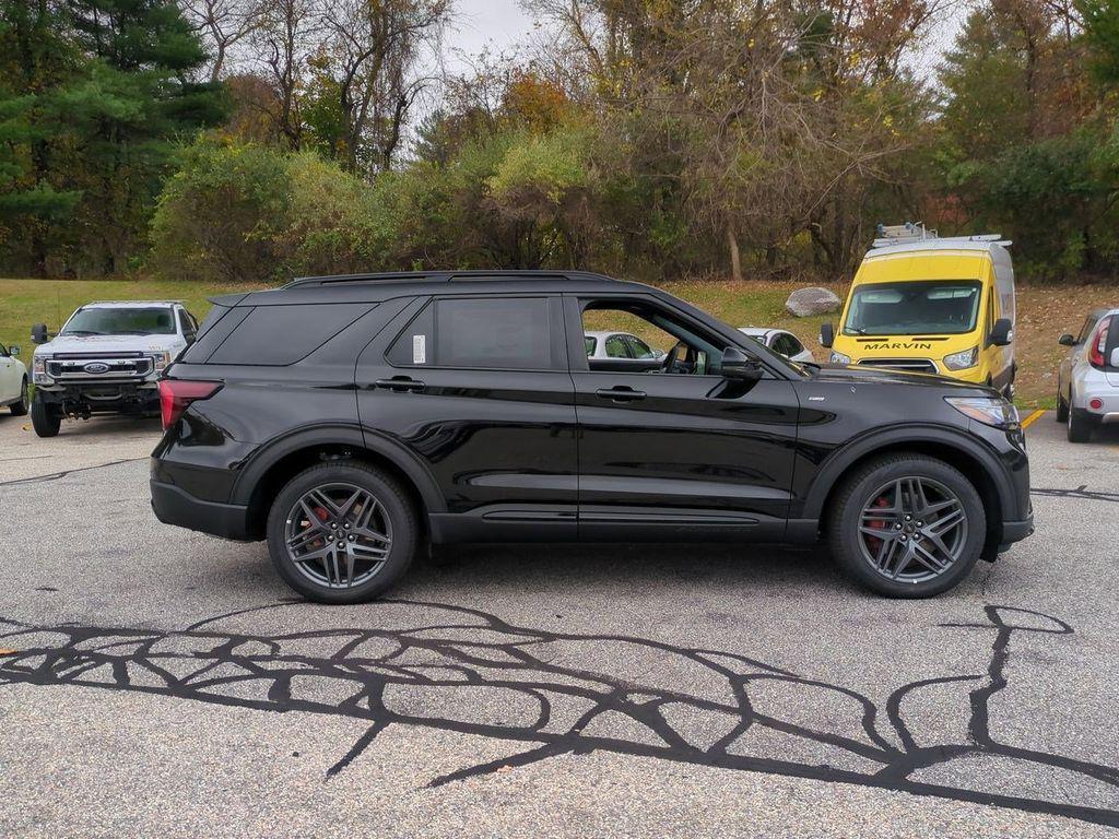 new 2025 Ford Explorer car, priced at $52,160