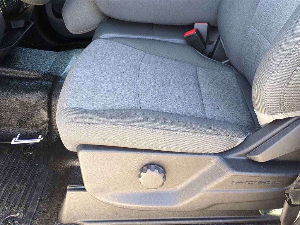 new 2025 Ford F-250 car, priced at $55,080