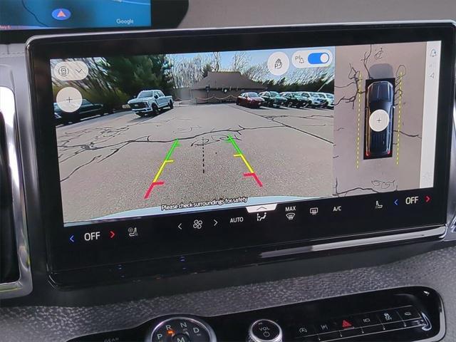 new 2025 Ford Expedition car, priced at $83,870