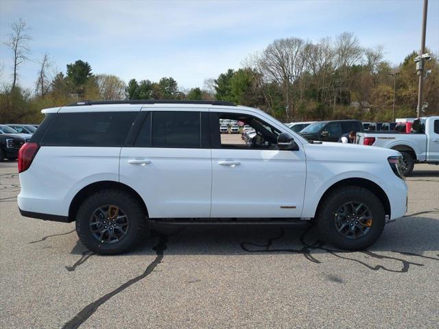 new 2025 Ford Expedition car, priced at $83,870