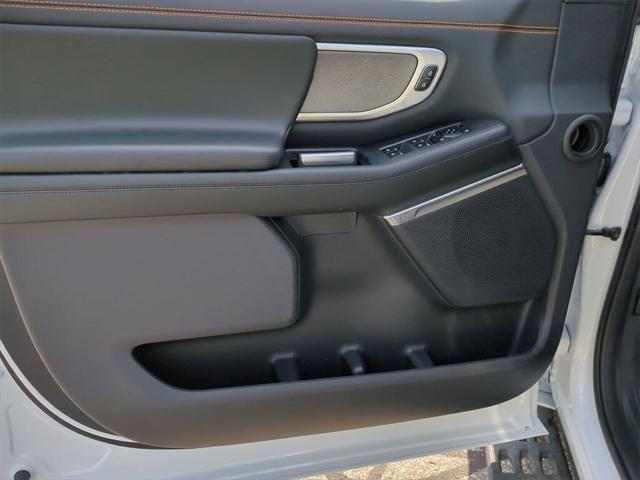 new 2025 Ford Expedition car, priced at $83,870