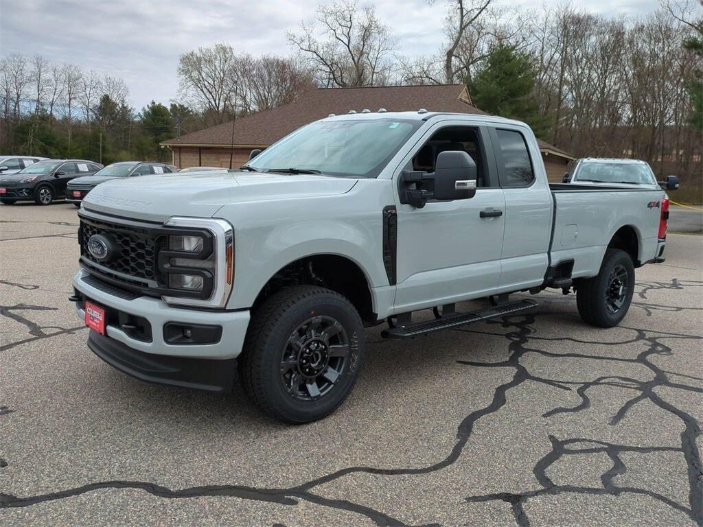 new 2025 Ford F-350 car, priced at $65,120