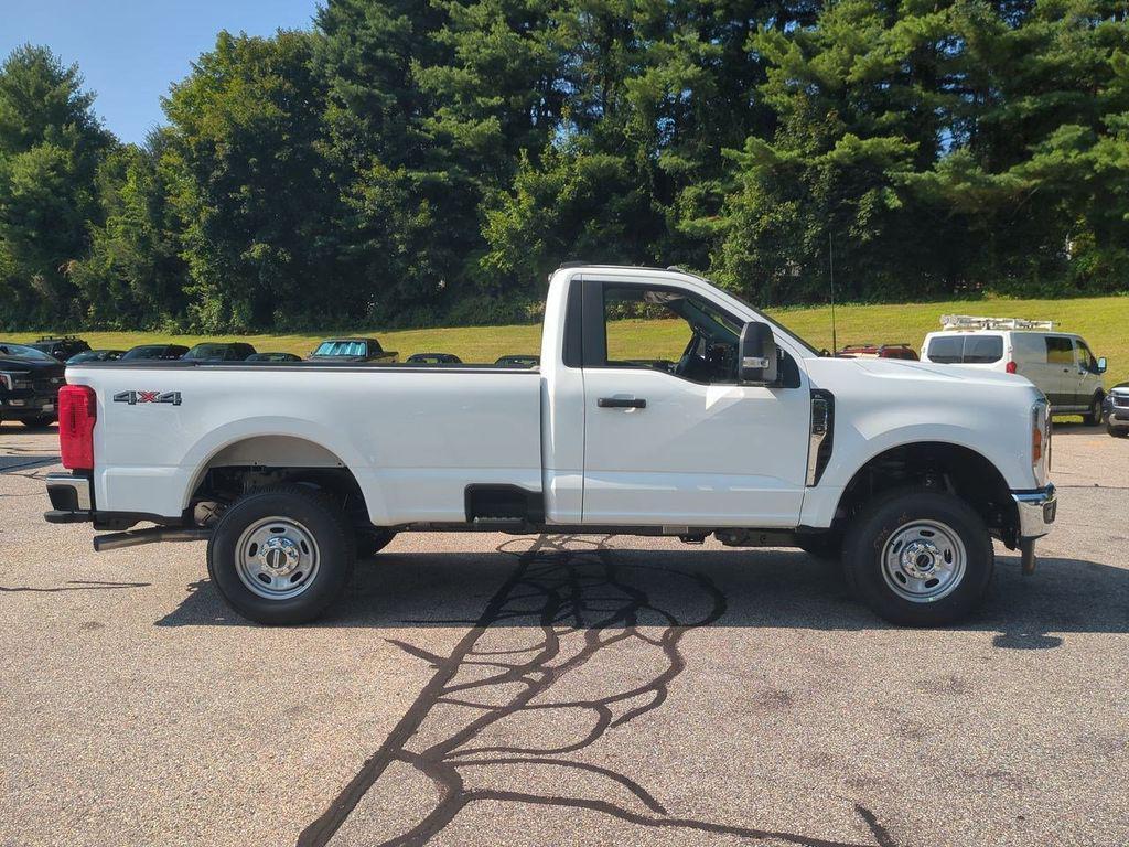 new 2025 Ford F-350 car, priced at $48,885